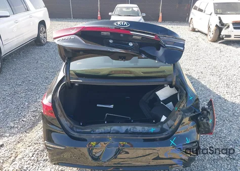 2020 Kia Forte Lxs z USA, uszkodzony, nr VIN 3KPF24AD3LE252852